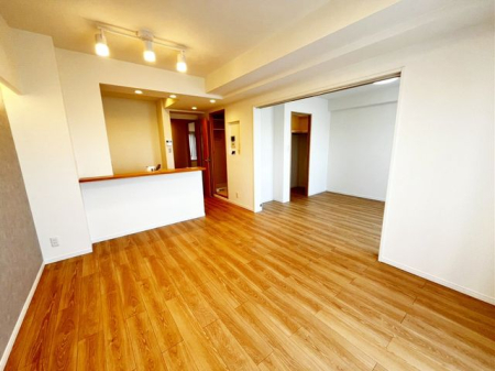 ��t���s��s�s��3���ڂ̒��Ã}���V�����̃��r���O