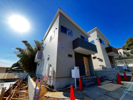 ��t���s��s�x�V��4���ڂ̐V�z��ˌ��Ă̌��n�O�ώʐ^