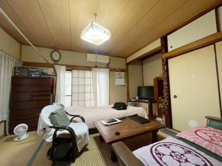 ��t���s��s�]�J7���ڂ̒��È�ˌ��Ă̐Q��