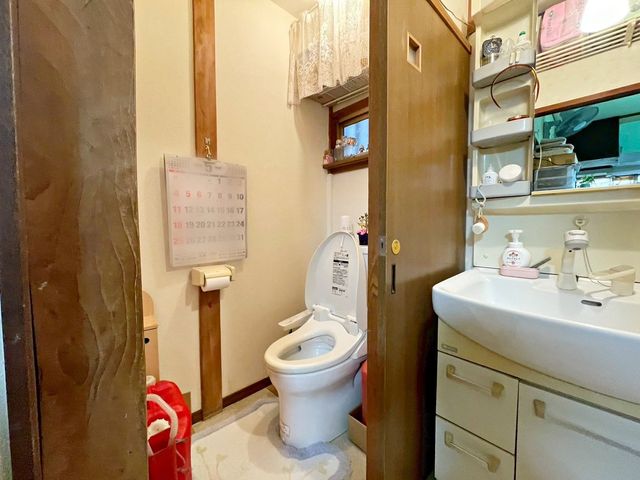 ��t���s��s�]�J7���ڂ̒��È�ˌ��Ẵg�C��