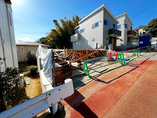 ��t���s��s�x�V��4���ڂ̐V�z��ˌ��Ă̌��n�O�ώʐ^