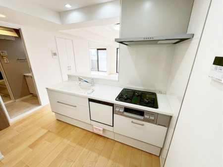 ��t���D���s�C�_����1���ڂ̒��Ã}���V�����̃L�b�`��