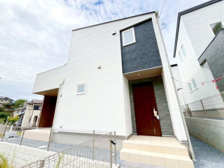 ��t���s��s���䒬1���ڂ̐V�z��ˌ��Ă̌��n�O�ώʐ^