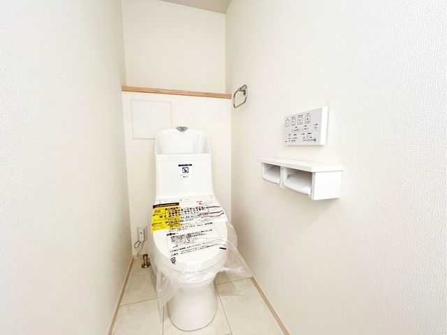 ��t���s��s���䒬1���ڂ̐V�z��ˌ��Ẵg�C��