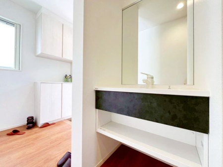 ��t���s��s���䒬1���ڂ̐V�z��ˌ��Ă̂��̑�