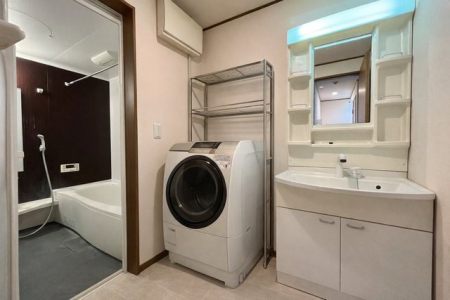 ��t���s��s�씪��2���ڂ̒��È�ˌ��Ă̐��ʑ�E���ʏ�