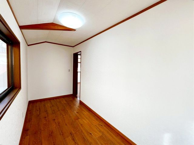 ��t���s��s�]�J4���ڂ̒��È�ˌ��Ă̂��̑�����