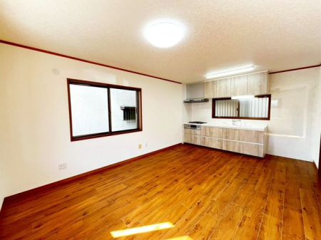 ��t���s��s�]�J4���ڂ̒��È�ˌ��Ẵ��r���O