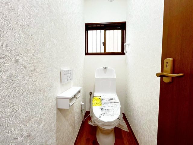 ��t���s��s�]�J4���ڂ̒��È�ˌ��Ẵg�C��