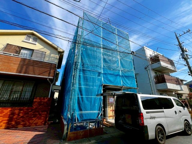 ��t���D���s�C�_3���ڂ̐V�z��ˌ��Ă̌��n�O�ώʐ^