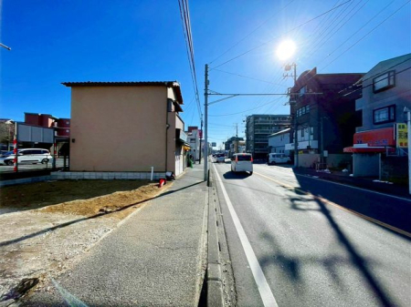 ��t���D���s�C�_6���ڂ̐V�z��ˌ��Ă̂��̑�