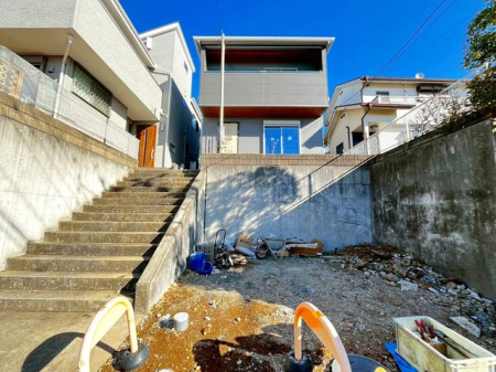 ��t���s��s�{�v��2���ڂ̐V�z��ˌ��Ă̌��n�O�ώʐ^