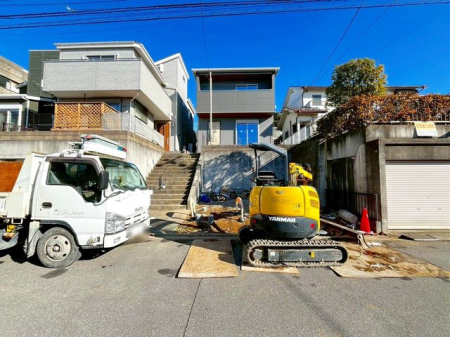 ��t���s��s�{�v��2���ڂ̐V�z��ˌ��Ă̌��n�O�ώʐ^