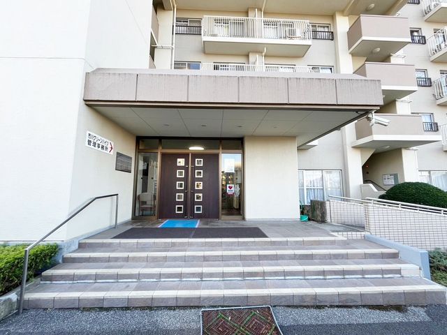 ��t���s��s����2���ڂ̒��Ã}���V�����̃G���g�����X