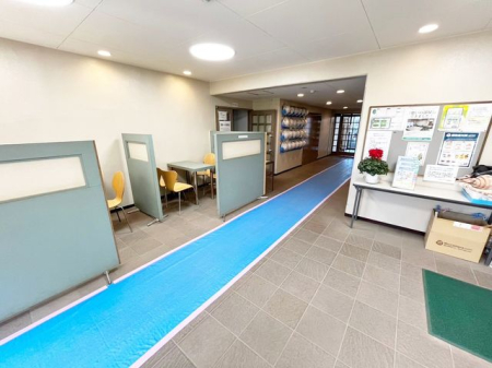 ��t���s��s����2���ڂ̒��Ã}���V�����̃G���g�����X