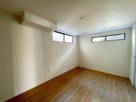 ��t���s��s���c4���ڂ̐V�z��ˌ��Ă̂��̑�����