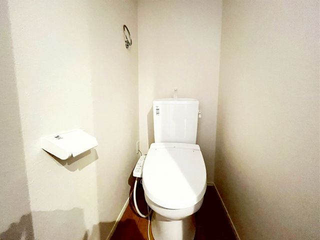 ��t���s��s���c4���ڂ̐V�z��ˌ��Ẵg�C��