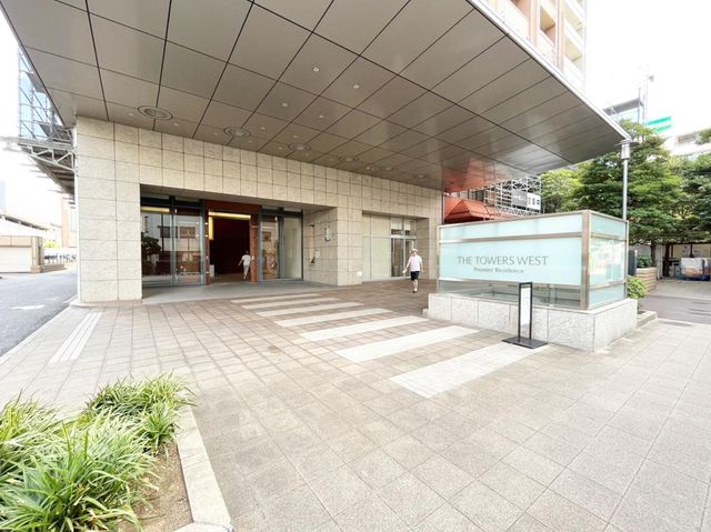 ��t���s��s�s���1���ڂ̒��Ã}���V�����̃G���g�����X