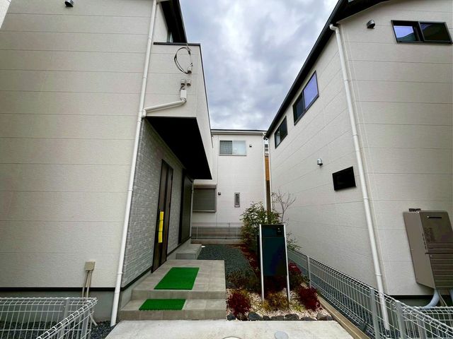 ��t�����ˎs�܍�7���ڂ̐V�z��ˌ��Ă̌��n�O�ώʐ^