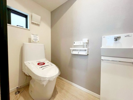 ��t�����ˎs�܍�7���ڂ̐V�z��ˌ��Ẵg�C��