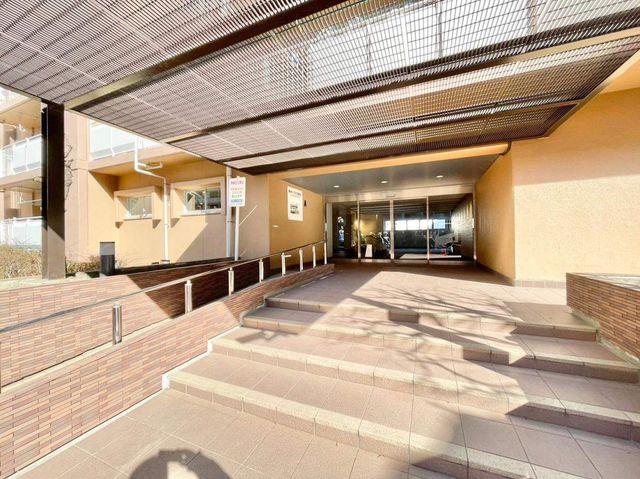 ��t���s��s����2���ڂ̒��Ã}���V�����̃G���g�����X