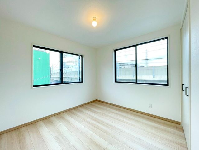 ��t���s��s���h1���ڂ̐V�z��ˌ��Ă̂��̑�����