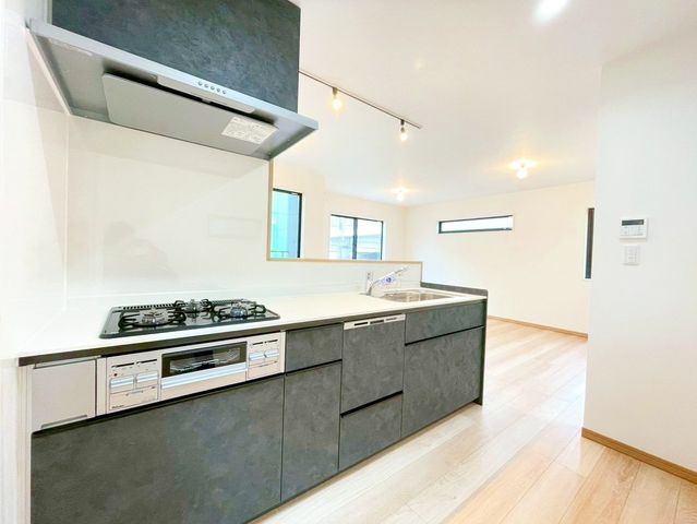 ��t���s��s���h1���ڂ̐V�z��ˌ��ẴL�b�`��