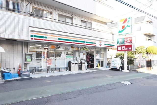 ��t���s��s���c4���ڂ̓y�n�̎��ӊ�