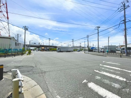 ��t���s��s����3���ڂ̒��Ã}���V�����̌��n�O�ώʐ^