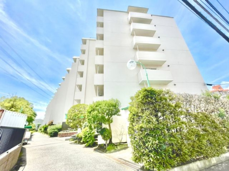 ��t���s��s����3���ڂ̒��Ã}���V�����̌��n�O�ώʐ^