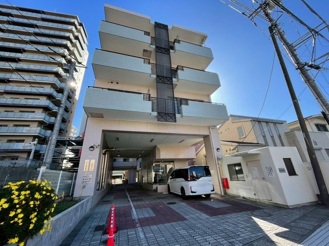 ��t���D���s�{�{2���ڂ̒��Ã}���V�����̌��n�O�ώʐ^