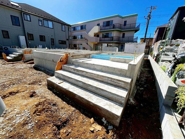 ��t���s��s�]�J5���ڂ̐V�z��ˌ��Ă̌��n�O�ώʐ^