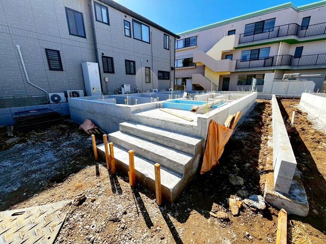 ��t���s��s�]�J5���ڂ̐V�z��ˌ��Ă̌��n�O�ώʐ^