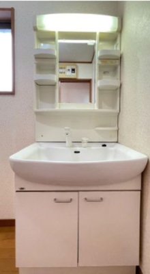 ��t�����ˎs�a���P�J �̒��È�ˌ��Ă̐��ʑ�E���ʏ�