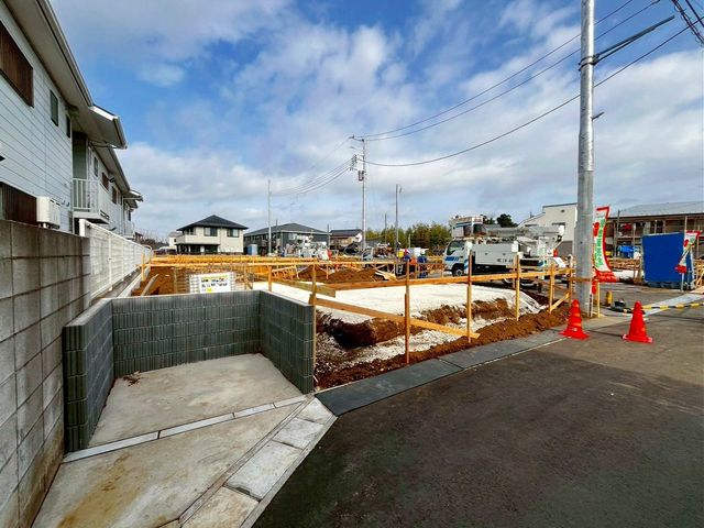 ��t���s��s��쒬3���ڂ̐V�z��ˌ��Ă̌��n�O�ώʐ^