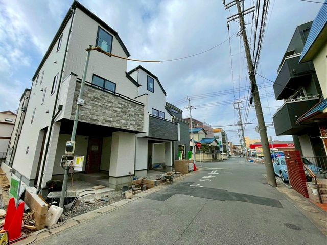 ��t���s��s����3���ڂ̐V�z��ˌ��Ă̌��n�O�ώʐ^