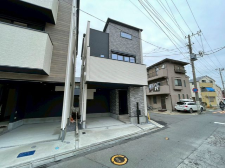 ��t���D���s��{�� �̐V�z��ˌ��Ă̌��n�O�ώʐ^