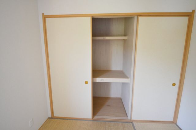 ��t���s��s���{��5���ڂ̒��È�ˌ��Ă̎��[