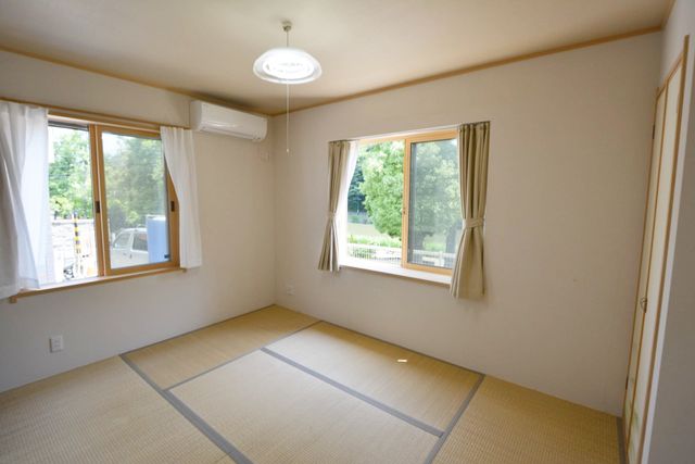 ��t���s��s���{��5���ڂ̒��È�ˌ��Ă̐Q��