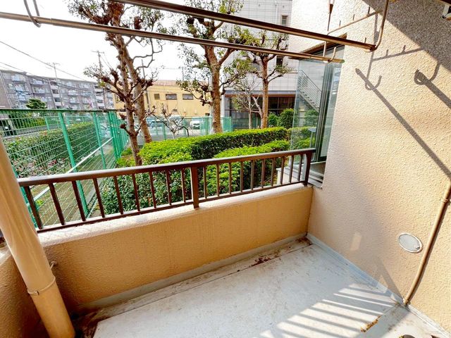 ��t���D���s�{���R4���ڂ̒��Ã}���V�����̃o���R�j�[