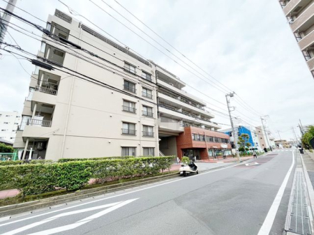 ��t���D���s�{���R4���ڂ̒��Ã}���V�����̌��n�O�ώʐ^