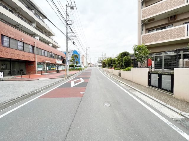 ��t���D���s�{���R4���ڂ̒��Ã}���V�����̌��n�O�ώʐ^