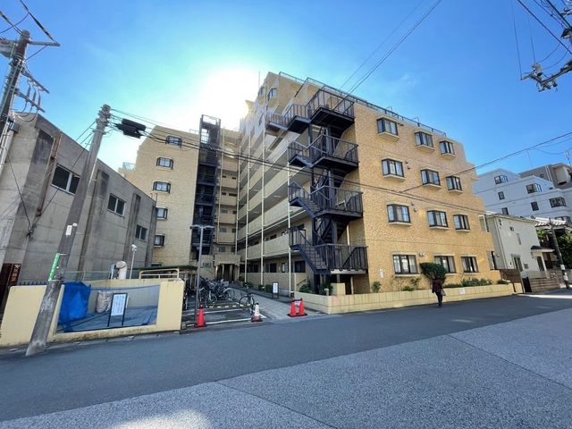 ��t���D���s�{��5���ڂ̒��Ã}���V�����̌��n�O�ώʐ^