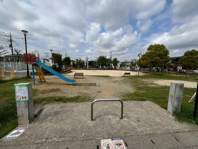 ��t���s��s�{�v��2���ڂ̓y�n�̎��ӊ�