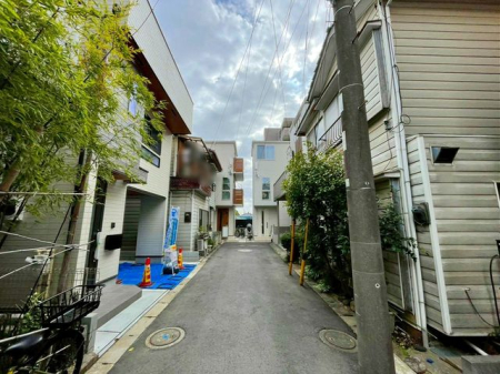 ��t���s��s�S��1���ڂ̐V�z��ˌ��Ă̌��n�O�ώʐ^