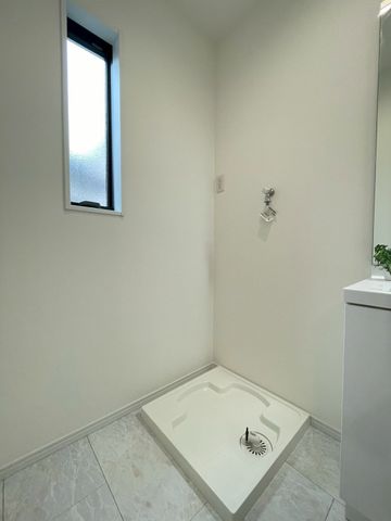 ��t���s��s�S��1���ڂ̐V�z��ˌ��Ă̂��̑�