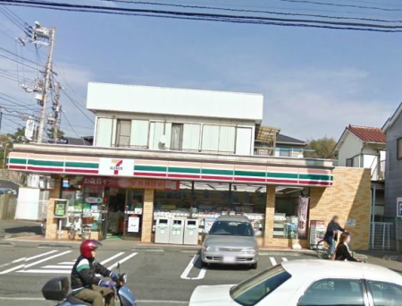 ��t���D���s�C�_4���ڂ̐V�z��ˌ��Ă̎��ӊ�