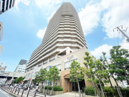 ��t���s��s����3���ڂ̒��Ã}���V�����̌��n�O�ώʐ^