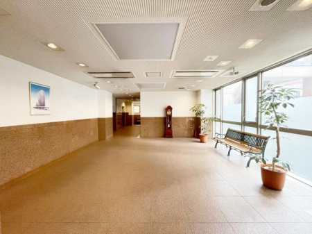 ��t���s��s����3���ڂ̒��Ã}���V�����̃G���g�����X