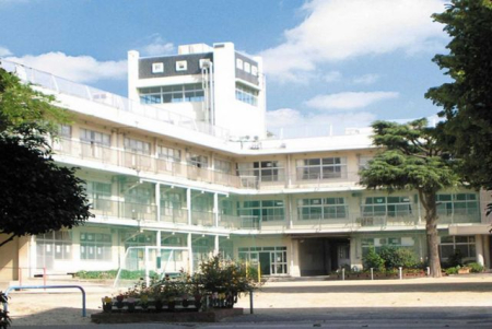 ��t���s��s�s���3���ڂ̒��Ã}���V�����̎��ӊ�